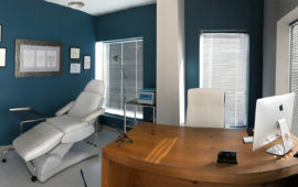 q2 Sala de diagnóstico - Cirugía capilar Marbella